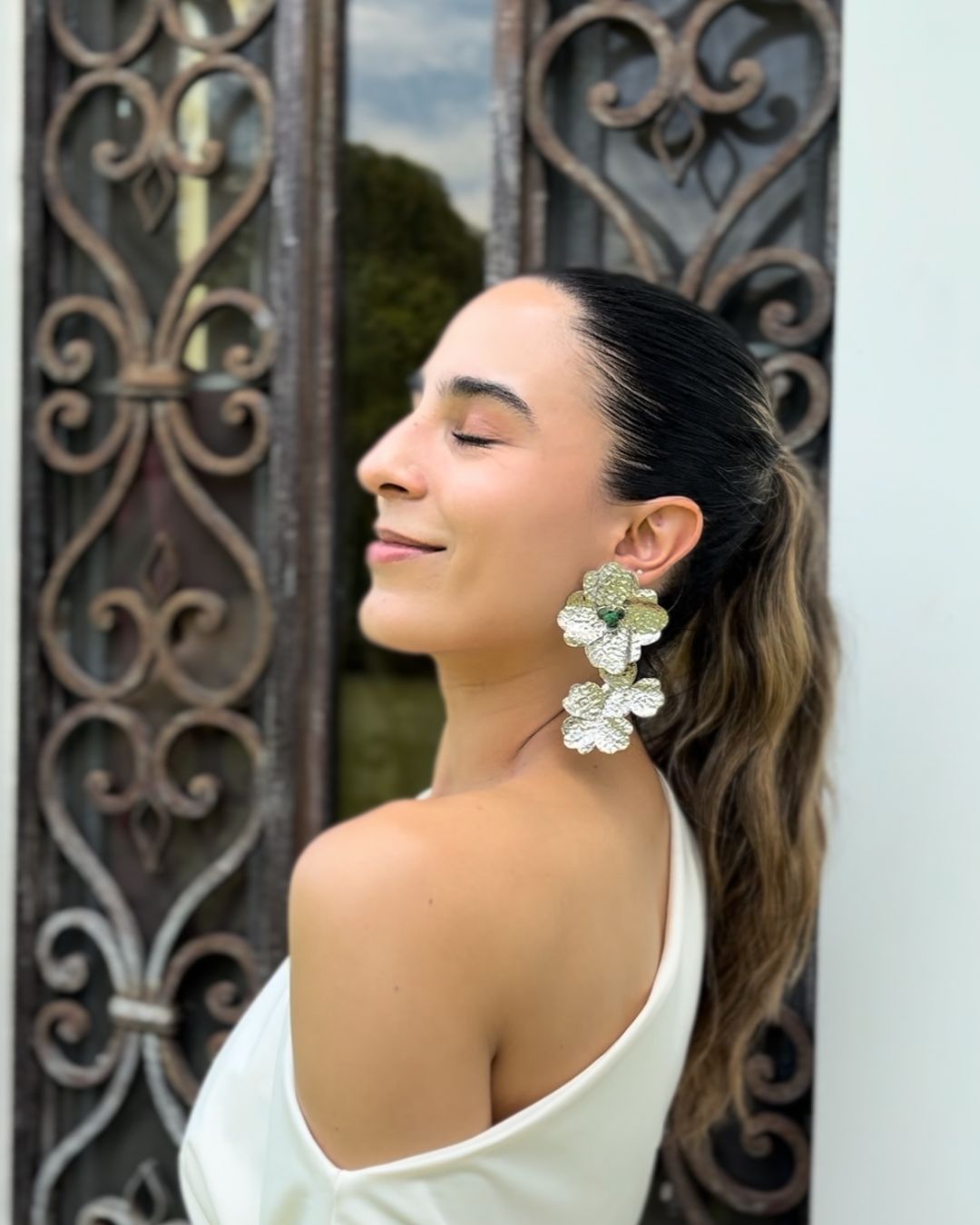 Maxi aretes flor ajustable