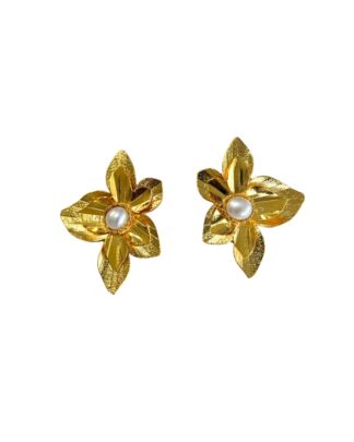 Aretes flor perlada