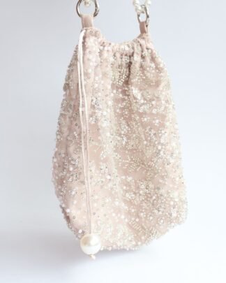 Bolso tejido en pedreria y perlas